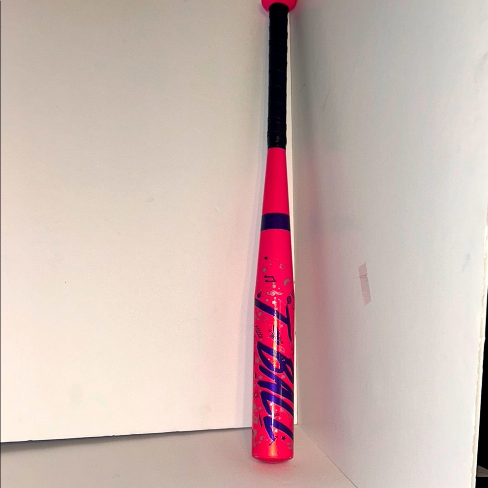 Rawlings T-Ball Bat, Pink, 24 In. Used still in good playing condition - Picture 2 of 6